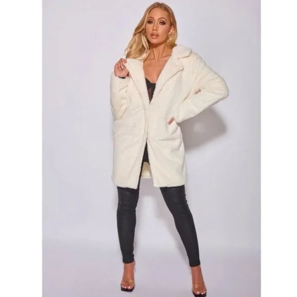 White Faux Fur Long Sleeve Collared Loose Fit Midi Coat - Picture 10 of 14